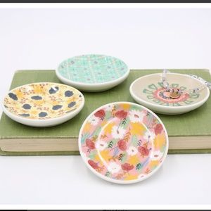 Trade Cie~Set of Four~Bloom Ceramic Trinket Dish/Teabag Dish/Butter Dish ~ NWT